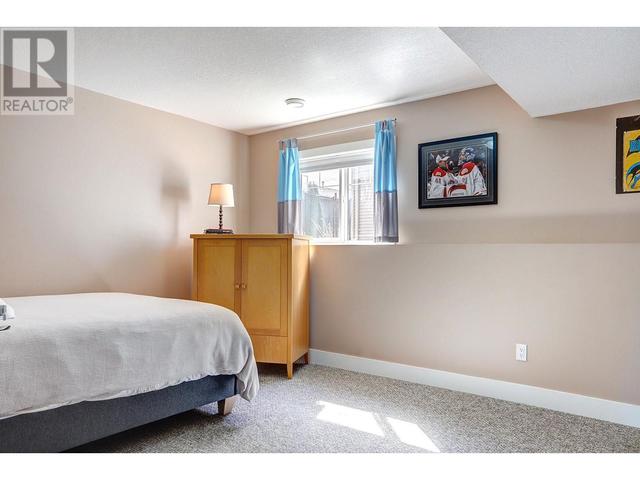 9823 Kinross Place, House detached with 5 bedrooms, 3 bathrooms and 4 parking in Coldstream BC | Image 35
