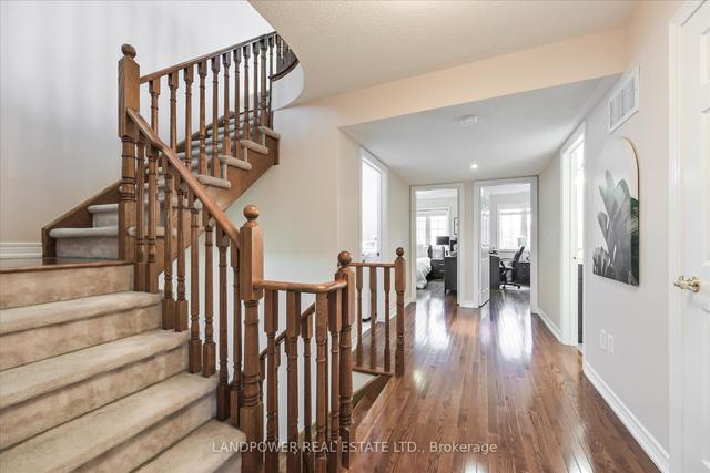 100 Betty Roman Blvd, House attached with 3 bedrooms, 3 bathrooms and 3 parking in Markham ON | Image 18