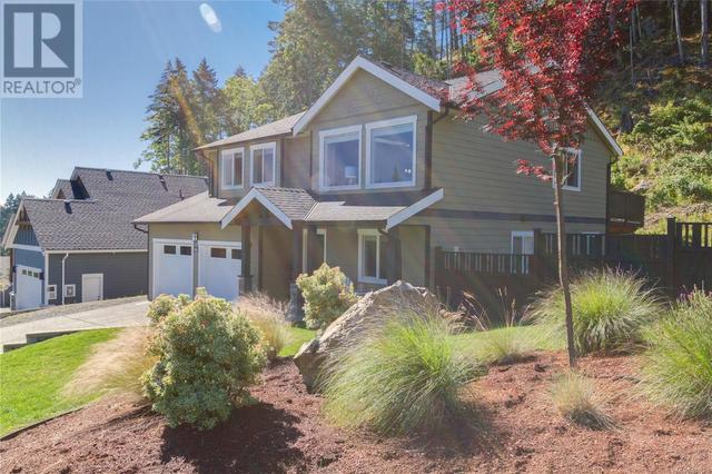 481 Nottingham Dr, House detached with 6 bedrooms, 3 bathrooms and 4 parking in Nanaimo BC | Image 1