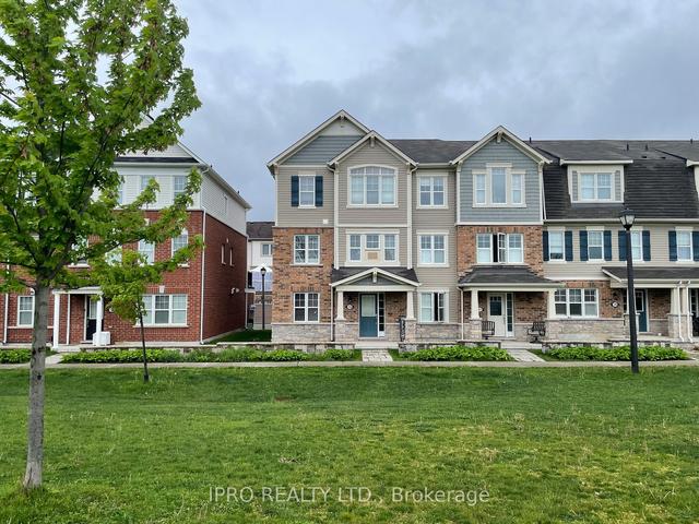 15 Tight Crt, House attached with 4 bedrooms, 4 bathrooms and 3 parking in Milton ON | Image 1