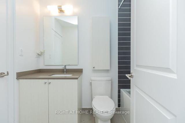 330 - 2799 Kingston Rd, Condo with 1 bedrooms, 1 bathrooms and 1 parking in Toronto ON | Image 2