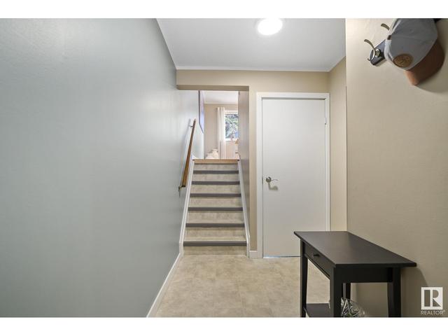 114 Great Oaks, House attached with 3 bedrooms, 1 bathrooms and null parking in Edmonton AB | Image 7
