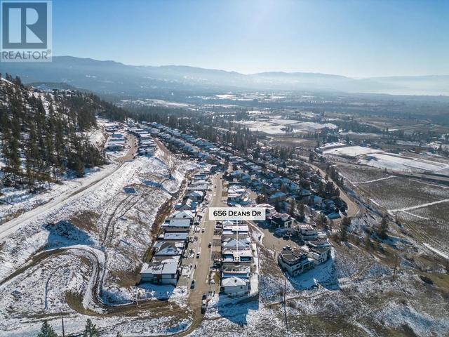 656 Deans Drive, House detached with 6 bedrooms, 4 bathrooms and 4 parking in Kelowna BC | Image 45