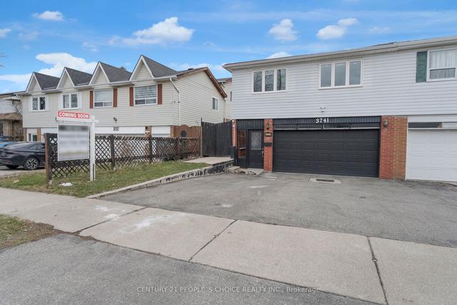 3741 Keenan Cres, House semidetached with 3 bedrooms, 2 bathrooms and 5 parking in Mississauga ON | Image 12