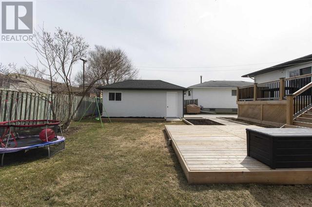 253 Sheridan Cres, House detached with 3 bedrooms, 2 bathrooms and null parking in Thunder Bay ON | Image 46