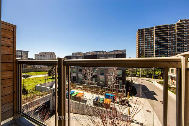 231 - 7 Applewood Lane, Townhouse with 2 bedrooms, 2 bathrooms and 1 parking in Toronto ON | Image 7