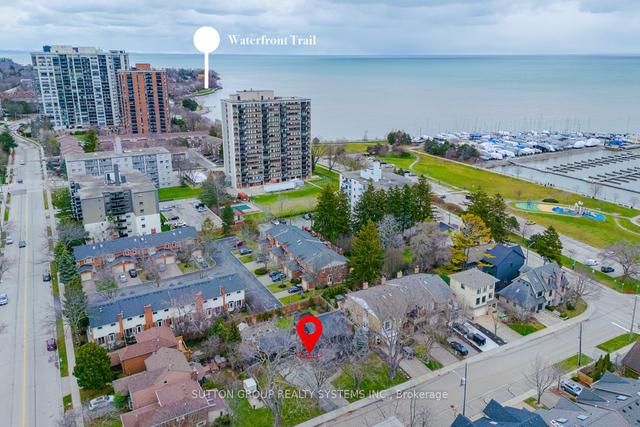 47 Nelson St, House detached with 3 bedrooms, 3 bathrooms and 12 parking in Oakville ON | Image 16