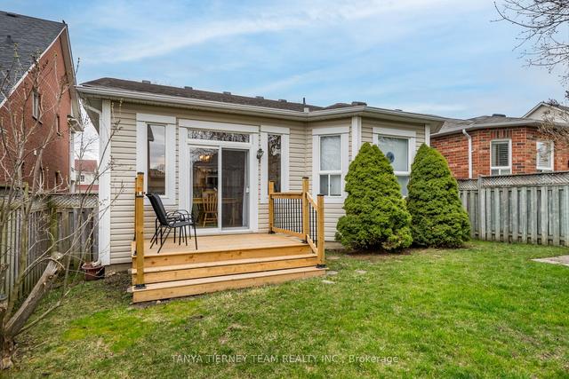 21 Melody Dr, House detached with 2 bedrooms, 2 bathrooms and 2 parking in Whitby ON | Image 24