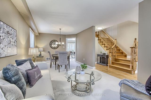 19 Wildflower Dr, House detached with 4 bedrooms, 4 bathrooms and 5 parking in Richmond Hill ON | Image 9