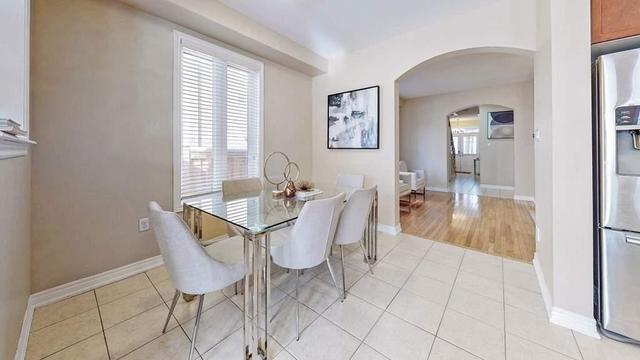 53 Ostrovsky Rd, House semidetached with 4 bedrooms, 4 bathrooms and 4 parking in Vaughan ON | Image 5