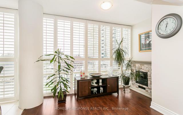 310 - 330 Rathburn Rd W, Condo with 2 bedrooms, 2 bathrooms and 1 parking in Mississauga ON | Image 39