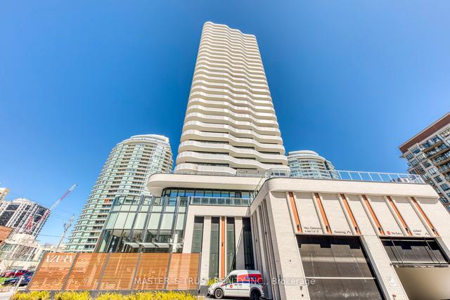 704 - 15 Holmes Ave, Condo with 3 bedrooms, 2 bathrooms and 1 parking in Toronto ON | Image 1