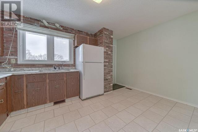 43 Coleman Crescent, House detached with 2 bedrooms, 1 bathrooms and null parking in Regina SK | Image 3
