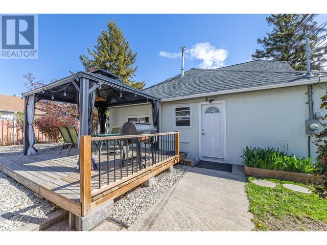 631 Earle Crescent, House detached with 3 bedrooms, 1 bathrooms and 2 parking in Oliver BC | Image 10