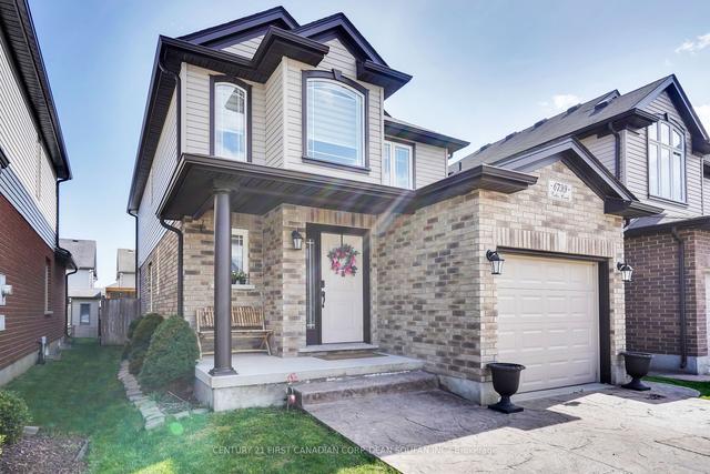 6799 Vallas Circ, House detached with 3 bedrooms, 4 bathrooms and 3 parking in London ON | Image 23