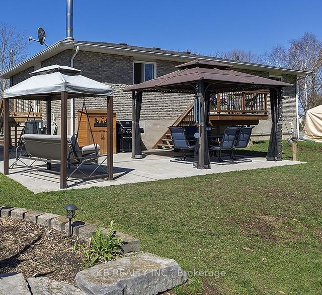 4535 Park St, House detached with 3 bedrooms, 2 bathrooms and 8 parking in South Frontenac ON | Image 24