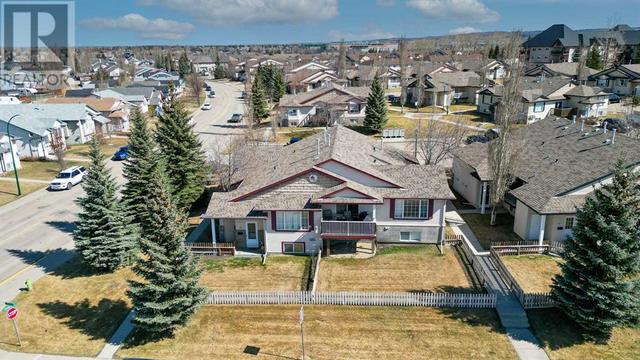 52, - 103 Addington Drive, House attached with 2 bedrooms, 1 bathrooms and 2 parking in Red Deer AB | Image 3