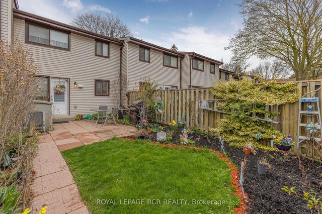 48 - 189 Springhead Gdns, Townhouse with 3 bedrooms, 2 bathrooms and 1 parking in Richmond Hill ON | Image 28