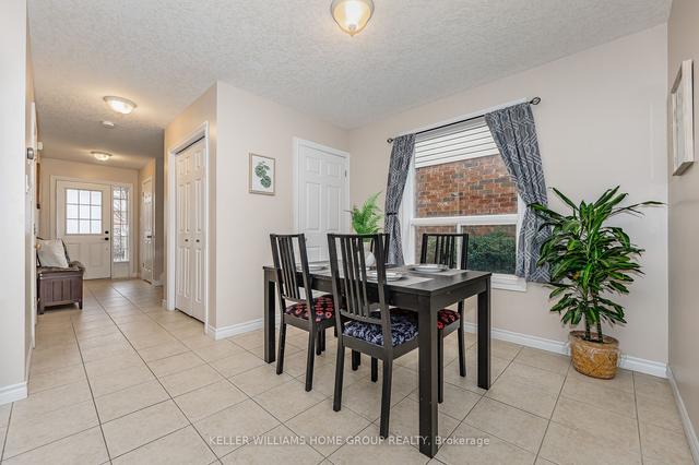 42 Atto Dr, House detached with 3 bedrooms, 3 bathrooms and 3 parking in Guelph ON | Image 38