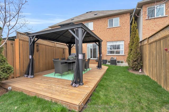 98 Oceanpearl Cres, House attached with 3 bedrooms, 4 bathrooms and 3 parking in Whitby ON | Image 26