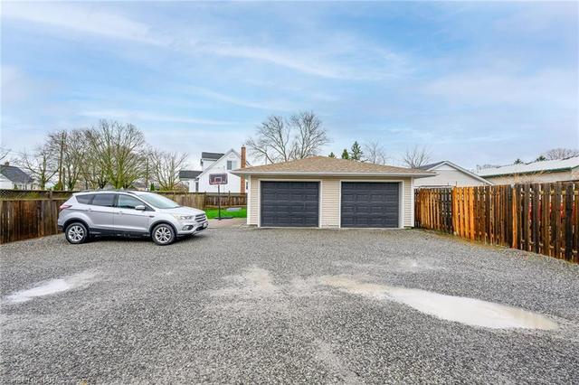 344 Linwell Road, House detached with 3 bedrooms, 2 bathrooms and 8 parking in St. Catharines ON | Image 25