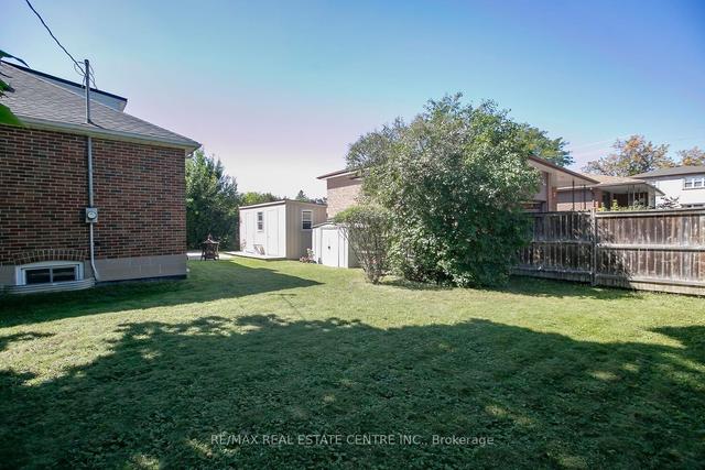 2 Gregory St S, House detached with 2 bedrooms, 2 bathrooms and 5 parking in Brampton ON | Image 28