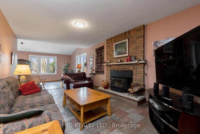 14 Mintwood Crt, House detached with 4 bedrooms, 3 bathrooms and 6 parking in Brampton ON | Image 5