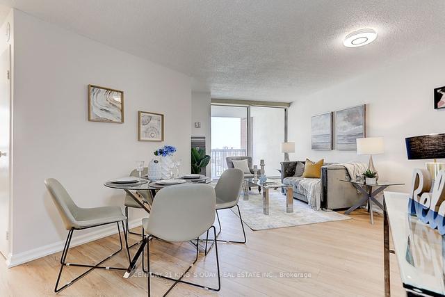 1521 - 77 Maitland Pl, Condo with 2 bedrooms, 2 bathrooms and 1 parking in Toronto ON | Image 10