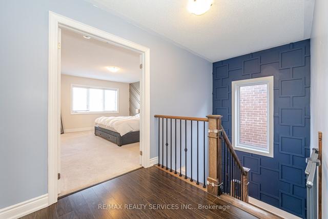 19 Feeder St, House detached with 4 bedrooms, 3 bathrooms and 3 parking in Brampton ON | Image 17