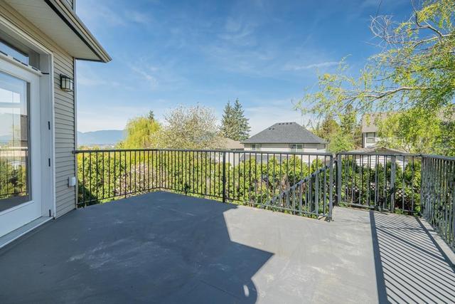 2 - 7575 Dickinson Place, House detached with 6 bedrooms, 4 bathrooms and null parking in Chilliwack BC | Image 19