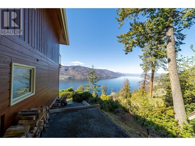 110 Boppart Court, House detached with 3 bedrooms, 3 bathrooms and 4 parking in Kelowna BC | Image 38
