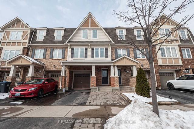 38 Donomore Dr N, House attached with 3 bedrooms, 4 bathrooms and 3 parking in Brampton ON | Image 1