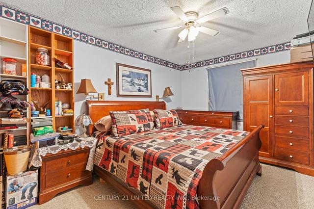 15 Chester St, House detached with 3 bedrooms, 1 bathrooms and 5 parking in Guelph ON | Image 11