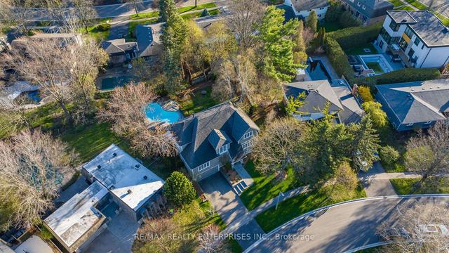 164 Castle Cres, House detached with 4 bedrooms, 4 bathrooms and 4 parking in Oakville ON | Image 33