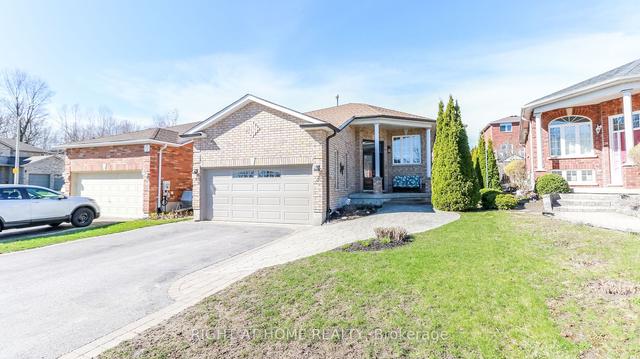 4 Brown Wood Dr, House detached with 3 bedrooms, 3 bathrooms and 6 parking in Barrie ON | Image 12