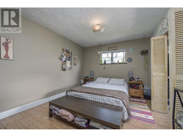 3826 Glendale Street, House detached with 5 bedrooms, 2 bathrooms and 4 parking in Vancouver BC | Image 9