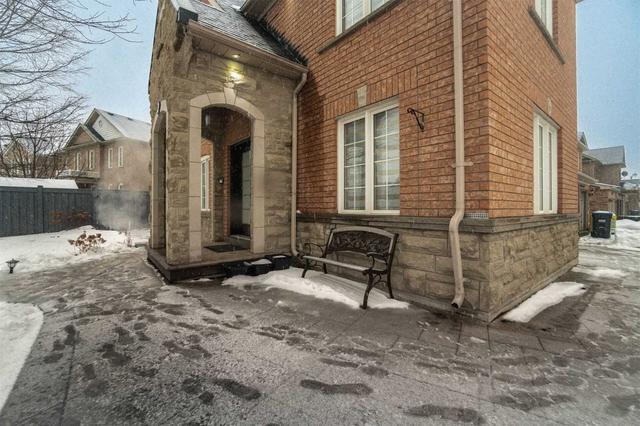 1 Drooping Juniper Rd, House detached with 4 bedrooms, 5 bathrooms and 6 parking in Brampton ON | Image 23