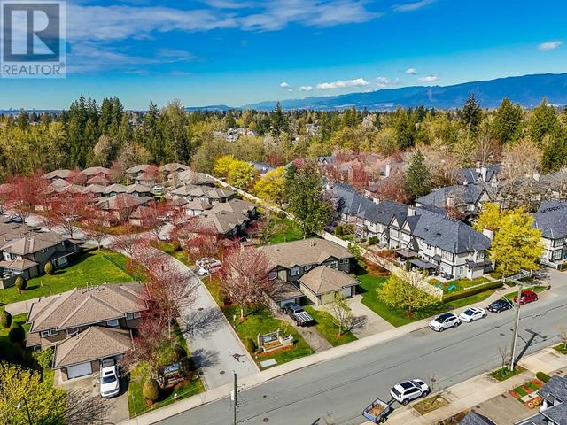 1 - 11737 236 Street, House attached with 3 bedrooms, 3 bathrooms and 3 parking in Maple Ridge BC | Image 30