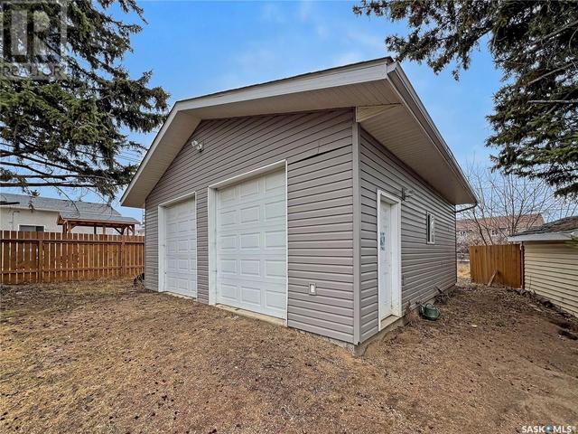 641 Eastwood Street, House detached with 5 bedrooms, 2 bathrooms and null parking in Prince Albert SK | Image 5