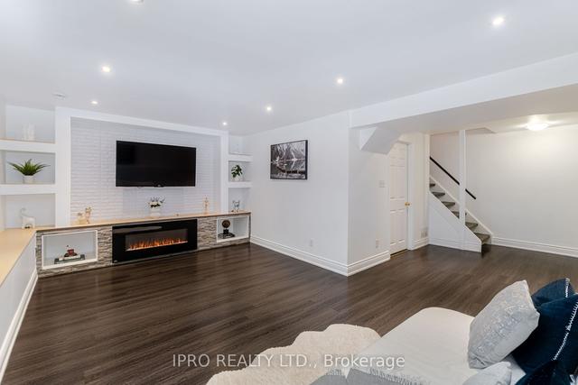 a - 766 Walter St, Townhouse with 3 bedrooms, 2 bathrooms and 1 parking in Cambridge ON | Image 18