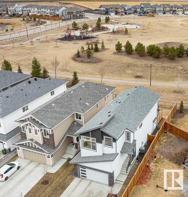 17111 46 St Nw, House detached with 4 bedrooms, 3 bathrooms and null parking in Edmonton AB | Image 1