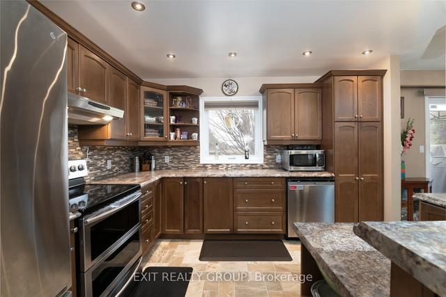 114a Ontario St, House detached with 3 bedrooms, 2 bathrooms and 5.5 parking in Brighton ON | Image 2