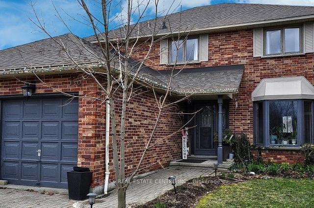 167 Bayne Cres, House detached with 4 bedrooms, 3 bathrooms and 4 parking in Cambridge ON | Image 14