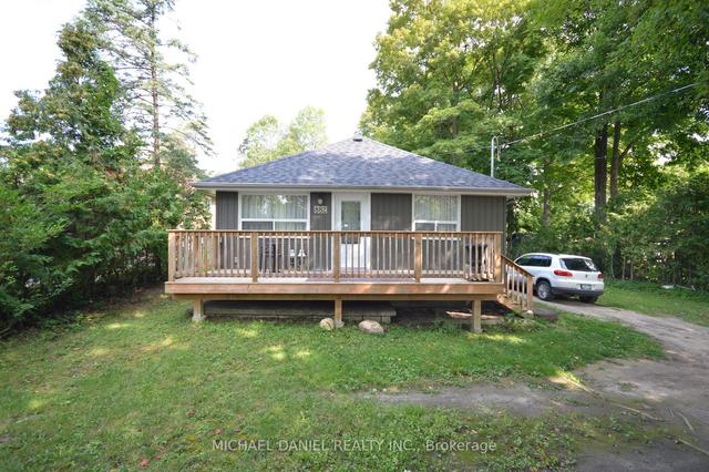 882 Kennedy Rd, House detached with 2 bedrooms, 1 bathrooms and 6 parking in Innisfil ON | Image 1