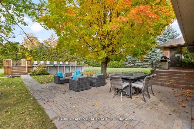 42 Putting Green Cres, House detached with 3 bedrooms, 4 bathrooms and 14 parking in Vaughan ON | Image 19