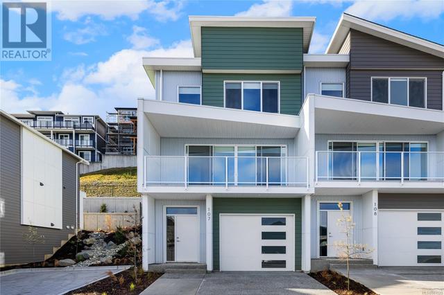 107 - 151 Royal Pacific Way, House attached with 3 bedrooms, 4 bathrooms and 4 parking in Nanaimo BC | Image 1