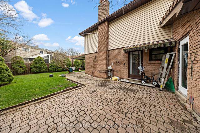 754 Eyer Dr, House detached with 4 bedrooms, 4 bathrooms and 6 parking in Pickering ON | Image 34