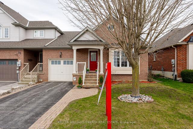 51 Apple Tree Cres, House attached with 2 bedrooms, 3 bathrooms and 2 parking in Uxbridge ON | Image 1