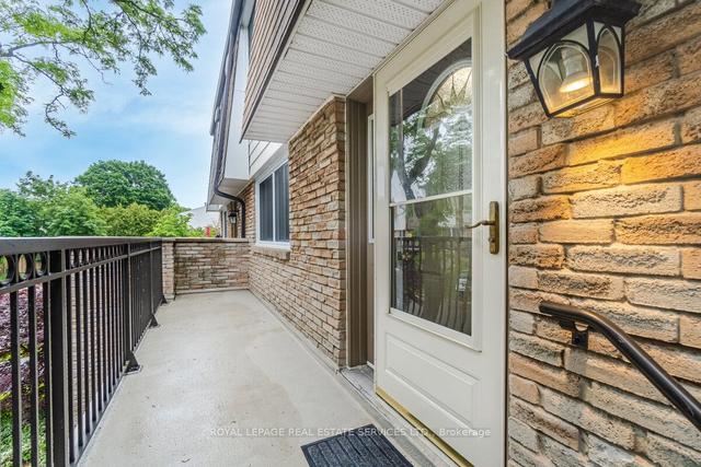 4 - 90 Sarah Lane, Townhouse with 3 bedrooms, 4 bathrooms and 2 parking in Oakville ON | Image 23