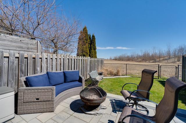 4 Curzon Cres, House attached with 3 bedrooms, 3 bathrooms and 2 parking in Guelph ON | Image 29